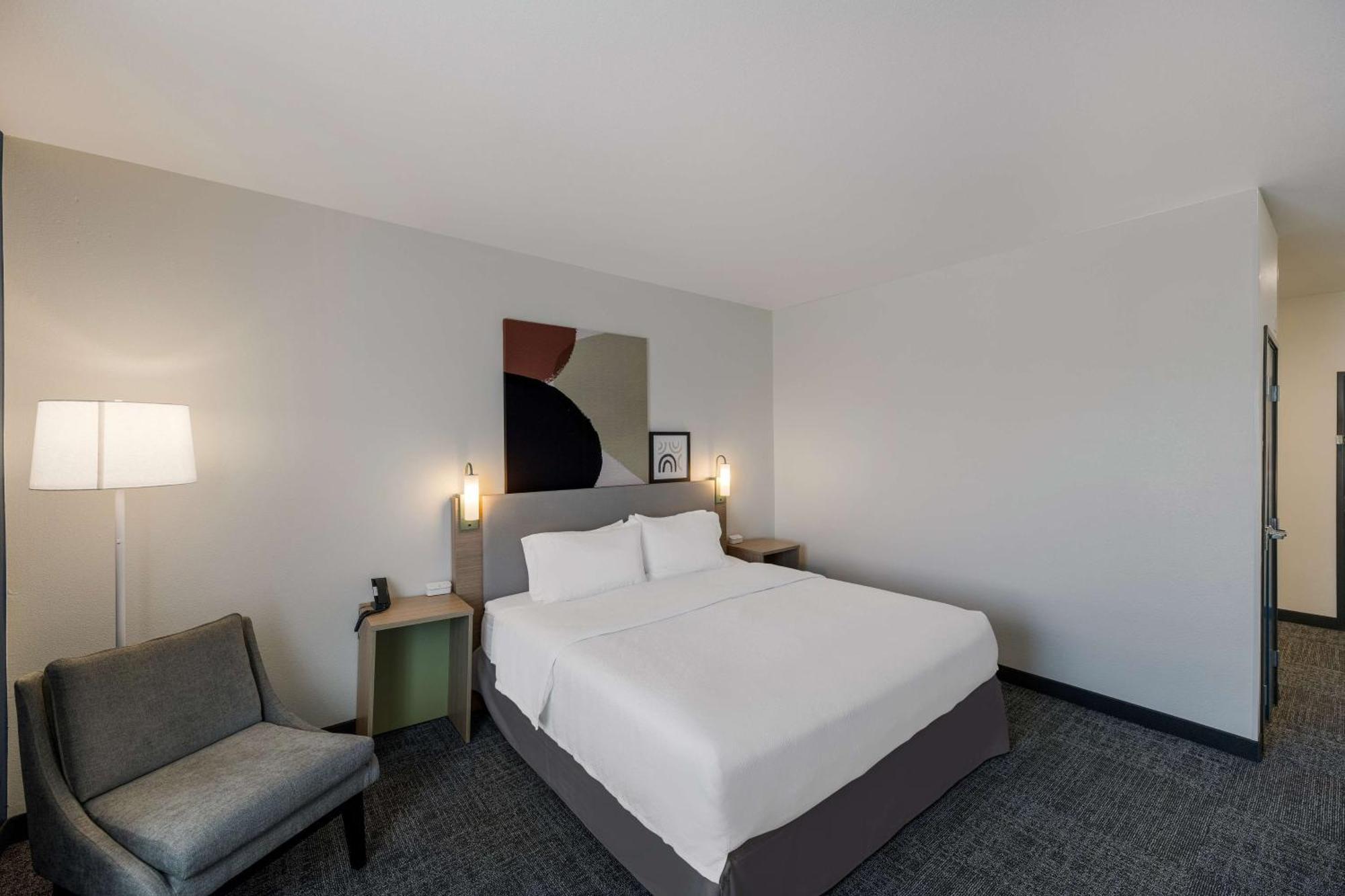 Spark By Hilton Midland South Экстерьер фото