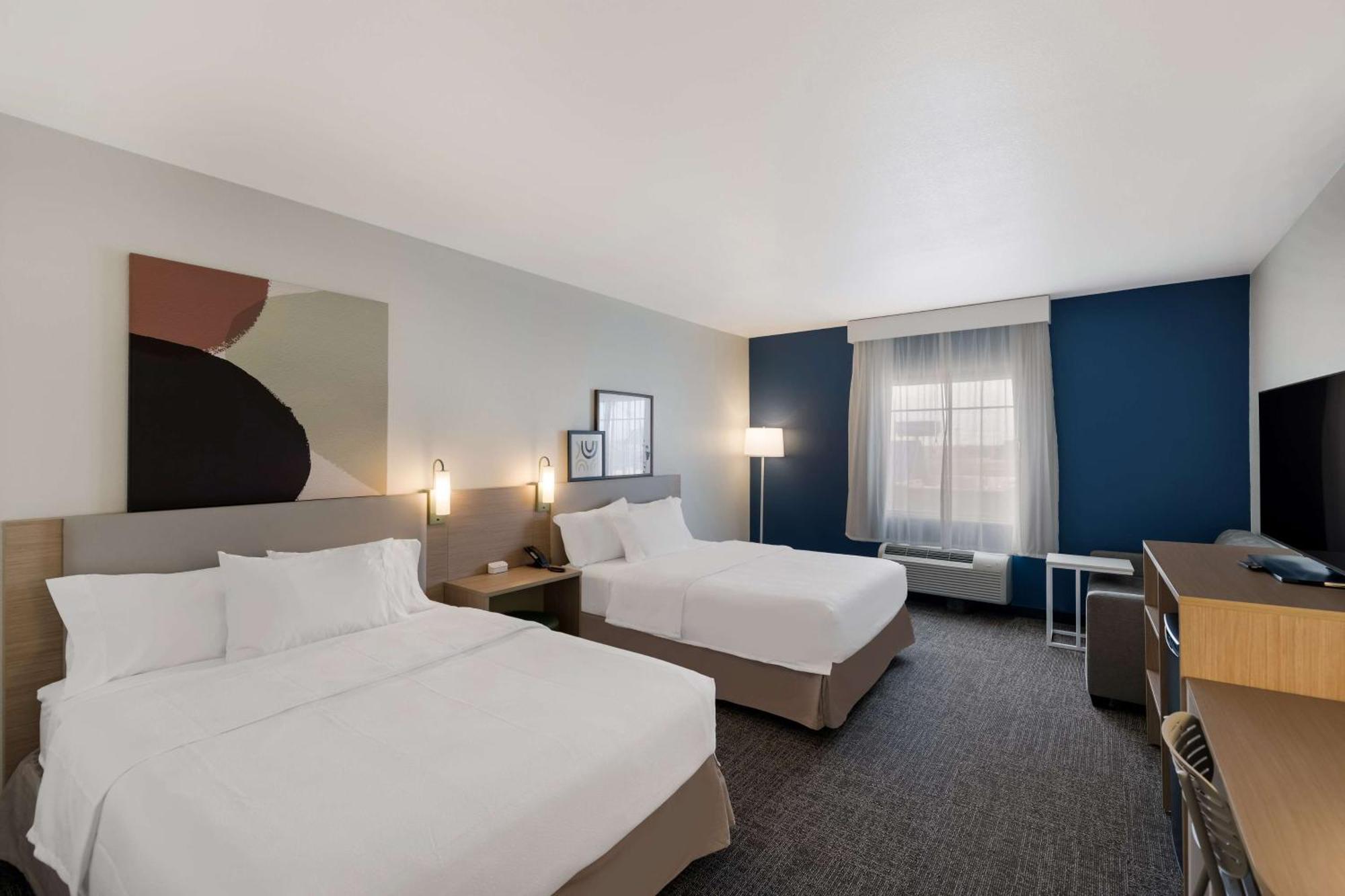 Spark By Hilton Midland South Экстерьер фото